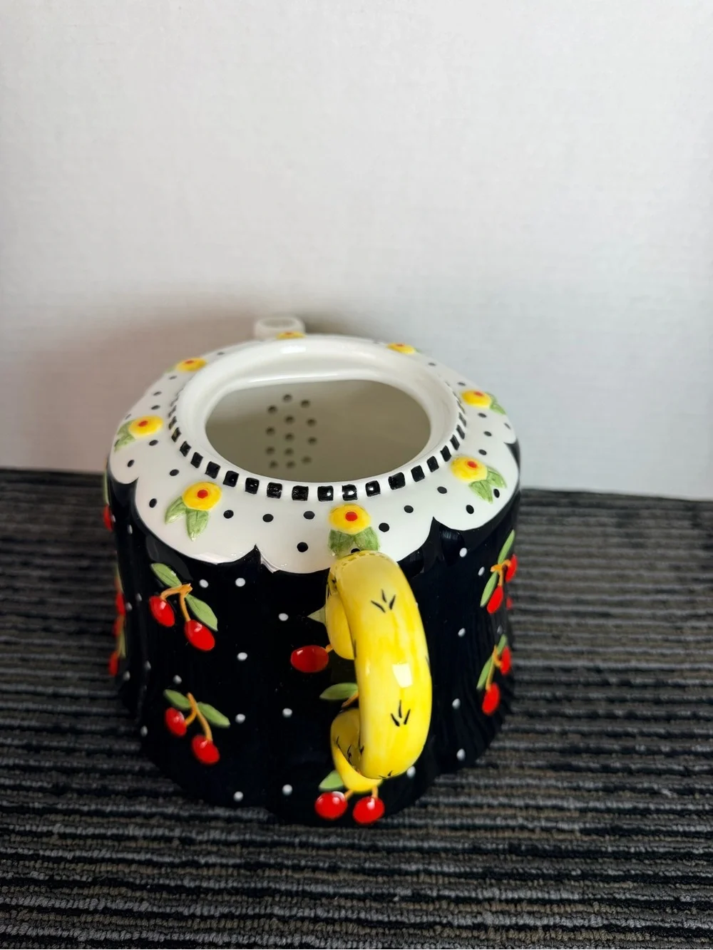 MARY ENGELBREIT CHERRY
TEAPOT - Picture 12 of 13